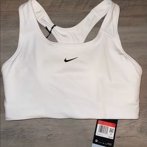Nike Dri-FIT Swoosh Sports Bra